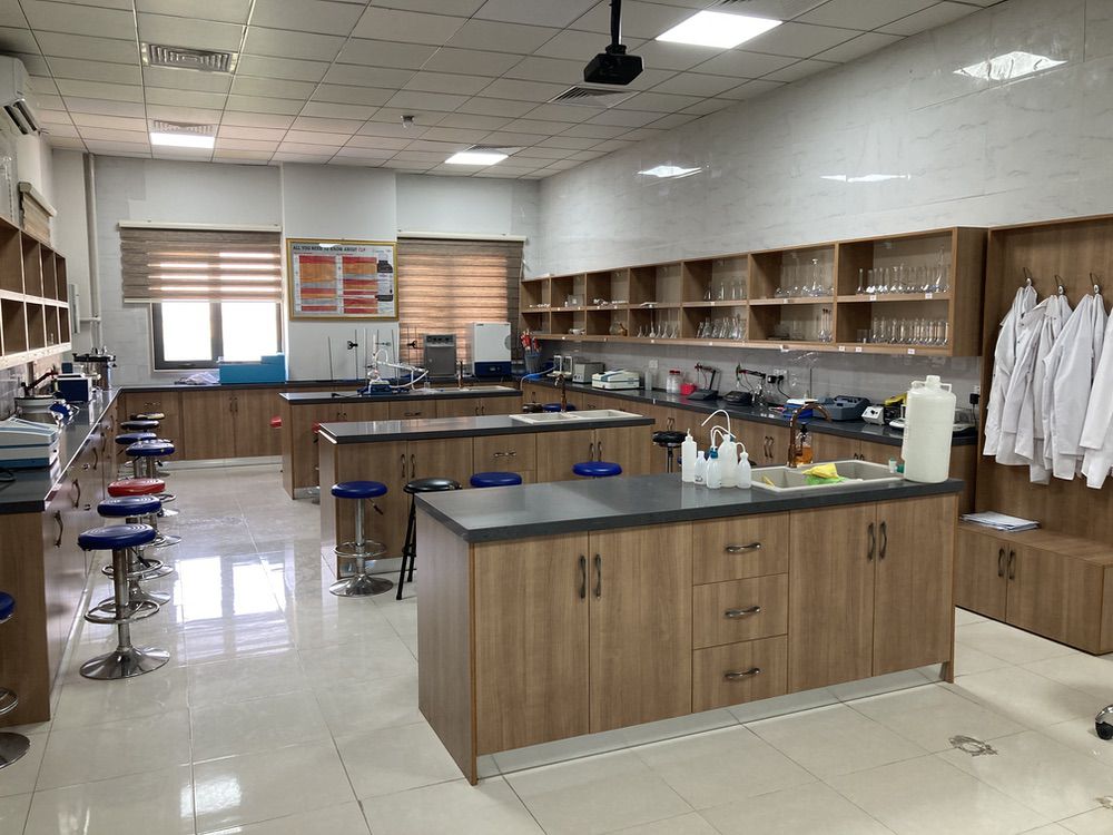 Knowledge University, Medical Laboratory Science Department, Chemistry Lab