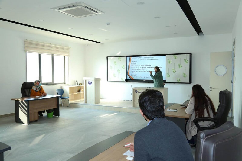 Using Smart Boards in The Implementation of The Bologna Process Workshop>