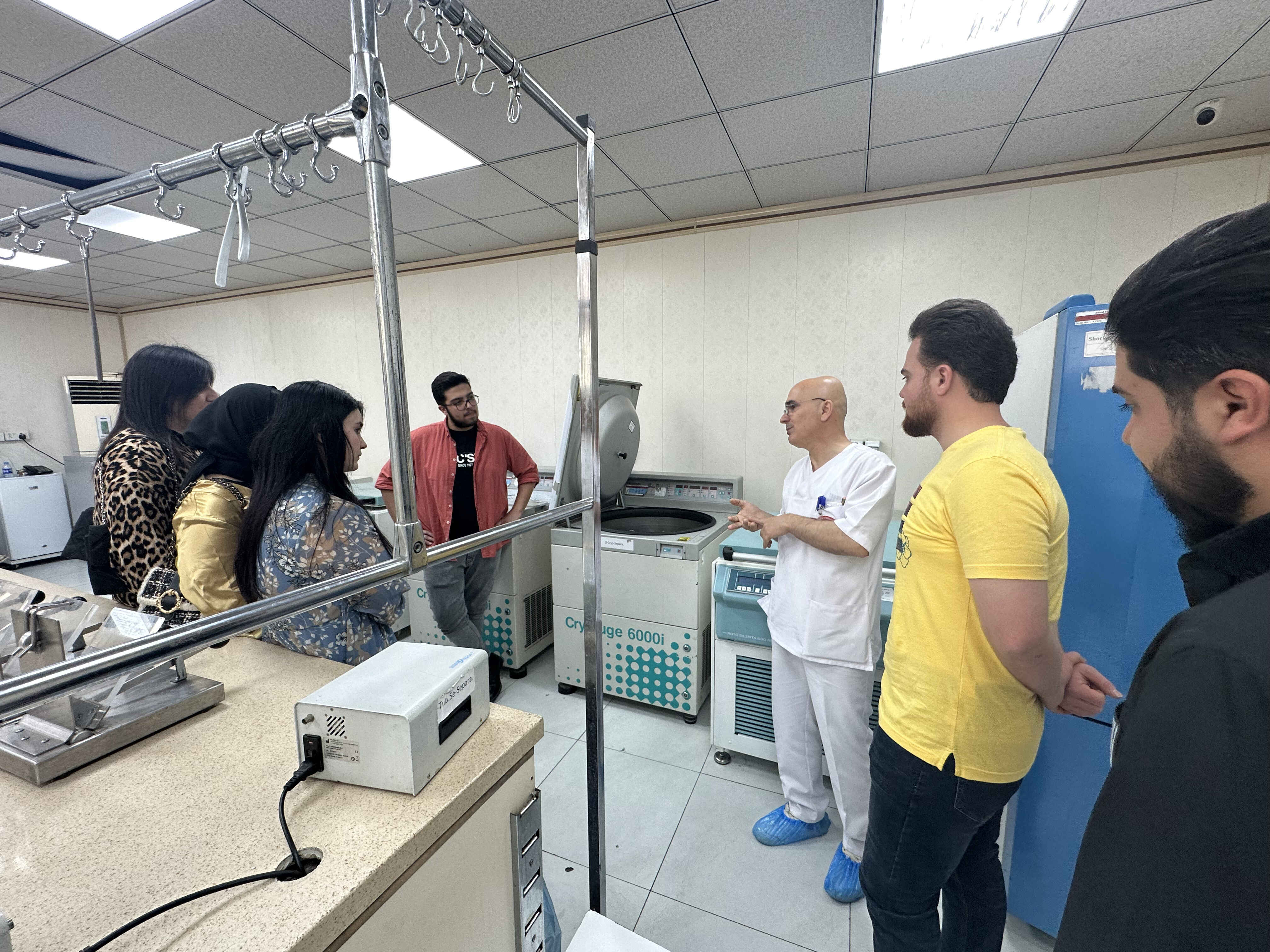Medical Laboratory Students Visit Erbil Blood Bank for Educational Tour